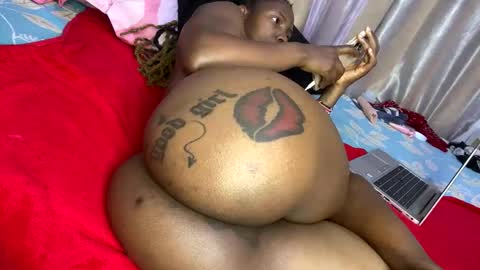 Snapshot of joyslim1 chatting on 31, 5, 2026 Butterflyass online show from 31, 5, 2026