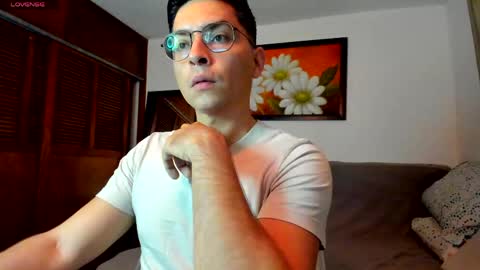 Snapshot of jriizh chatting on 6, 5, 2026 Cristian- tellme Criis online show from 6, 5, 2026