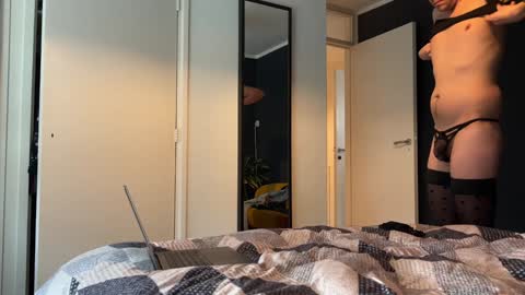 Snapshot of jrnb87 chatting on 2, 12, 2024 JoyBoy online show from 2, 12, 2024