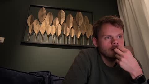 Snapshot of jrnb87 chatting on 27, 12, 2024 JoyBoy online show from 27, 12, 2024