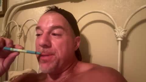 Snapshot of jroge21 chatting on 2, 1, 2025 jroge21 online show from 2, 1, 2025