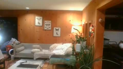 Snapshot of jroge21 chatting on 2, 2, 2025 jroge21 online show from 2, 2, 2025