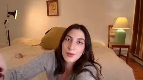 Snapshot of jsmine_ chatting on 25, 11, 2025 Jsmine and sometimes Beaulooks online show from 25, 11, 2025