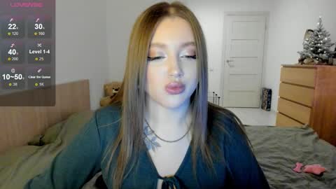 Julia and Julia online show from 18, 12, 2024