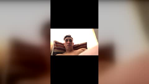 juaaan_sebass08122 online show from 28, 4, 2026