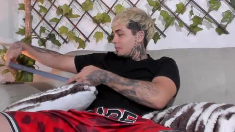 Snapshot of juan_alvarez18 chatting on 4, 2, 2025 juan_alvarez18 online show from 4, 2, 2025