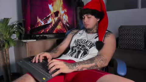 juan_alvarez18 online show from 3, 12, 2025