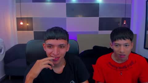 Snapshot of juan_nd_steven chatting on 15, 1, 2025 JuanSteven online show from 15, 1, 2025