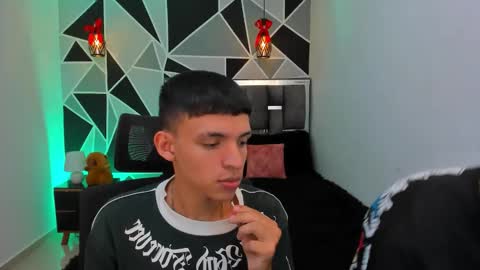 Snapshot of juan_nd_steven chatting on 2, 5, 2026 JuanSteven online show from 2, 5, 2026