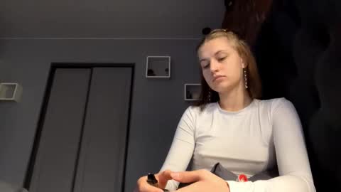 Lola online show from 20, 10, 2025