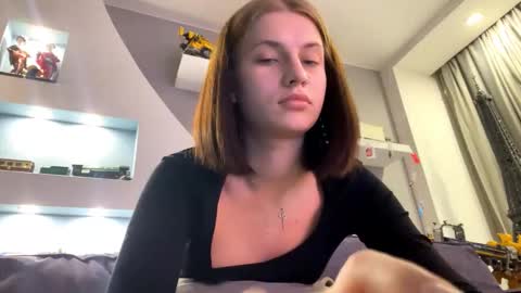 Lola online show from 8, 11, 2025