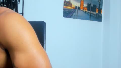 Juan Esteban online show from 13, 10, 2025