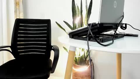 Juan Diego Uribe online show from 25, 11, 2025