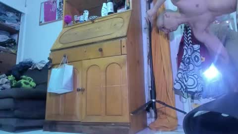 Snapshot of juanisimo_ chatting on 3, 3, 2026 JUANISIMO online show from 3, 3, 2026