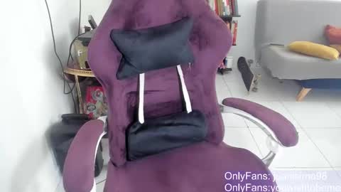 Snapshot of juanisimo_ chatting on 3, 3, 2026 JUANISIMO online show from 3, 3, 2026