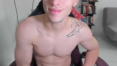 Snapshot of juanisimo_ chatting on 19, 3, 2026 JUANISIMO online show from 19, 3, 2026