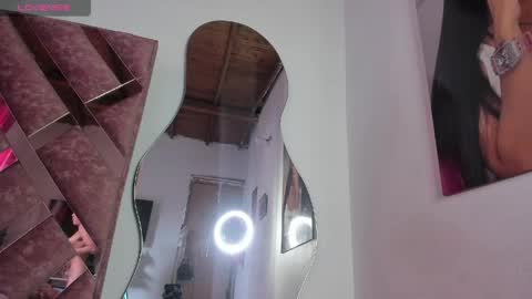 Juanita online show from 7, 4, 2026