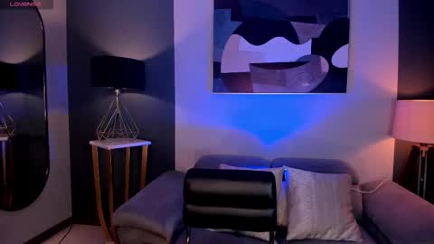 Juanita Clay online show from 12, 9, 2025