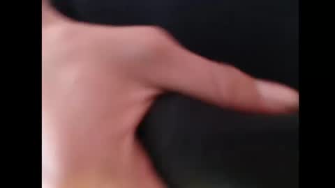 Snapshot of juanmres chatting on 8, 11, 2025 juanmres online show from 8, 11, 2025