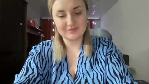 Snapshot of judevalenti chatting on 10, 3, 2025 JudeValenti online show from 10, 3, 2025