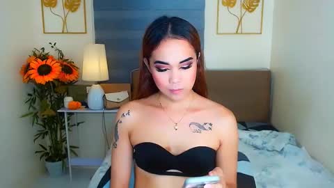 EloiseMoree online show from 15, 2, 2026