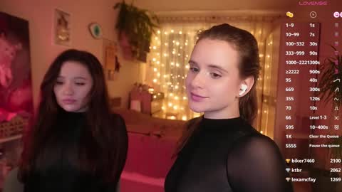 Snapshot of juelzfoxy chatting on 19, 12, 2024 Juelz online show from 19, 12, 2024