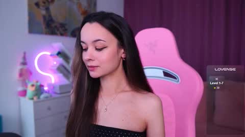 Angelina online show from 30, 10, 2025