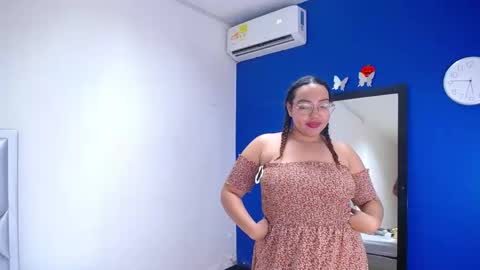 juicy_bignipples18 online show from 13, 12, 2024