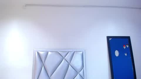 juicy_bignipples18 online show from 16, 1, 2025