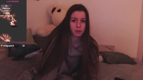 Snapshot of juicy_mystery chatting on 12, 1, 2025 laura online show from 12, 1, 2025
