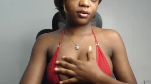 Snapshot of juicy_plumx chatting on 4, 10, 2025 Wet Baddie online show from 4, 10, 2025