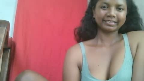 Snapshot of juicy_pretty chatting on 5, 12, 2024 stellah online show from 5, 12, 2024
