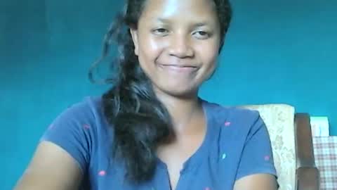 Snapshot of juicy_pretty chatting on 6, 1, 2025 stellah online show from 6, 1, 2025