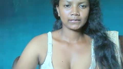Snapshot of juicy_pretty chatting on 8, 1, 2025 stellah online show from 8, 1, 2025