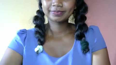 Snapshot of juicy_pretty chatting on 11, 3, 2025 stellah online show from 11, 3, 2025
