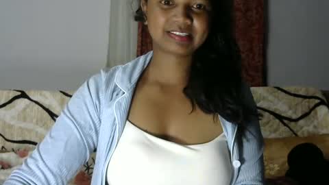 Snapshot of juicy_pretty chatting on 12, 7, 2026 stellah online show from 12, 7, 2026
