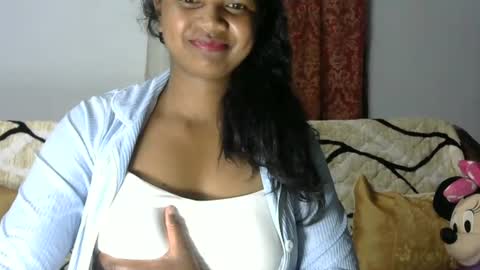 Snapshot of juicy_pretty chatting on 13, 7, 2026 stellah online show from 13, 7, 2026
