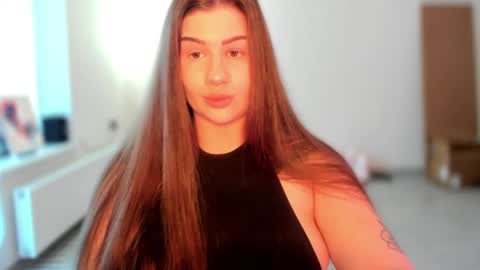 Elena online show from 23, 5, 2026