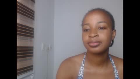 Snapshot of juicykinkx chatting on 11, 10, 2025 juicykinkx online show from 11, 10, 2025