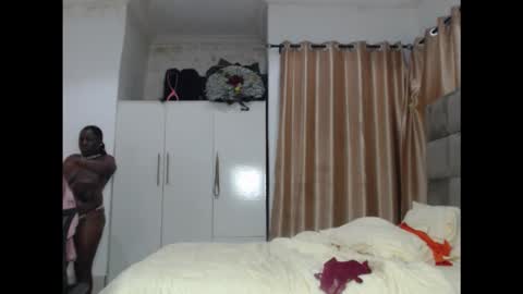 Snapshot of juicyxxxboobs chatting on 9, 11, 2025 juicyxxxboobs online show from 9, 11, 2025