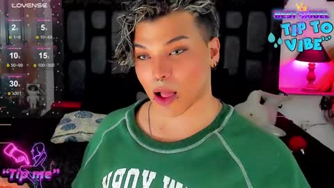 Jujubee online show from 14, 12, 2024