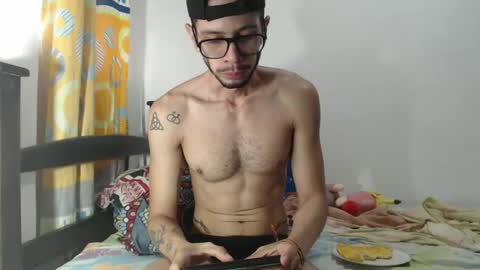 Julfigo online show from 25, 2, 2025