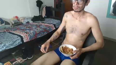 Snapshot of julfigo chatting on 2, 5, 2026 Julfigo online show from 2, 5, 2026