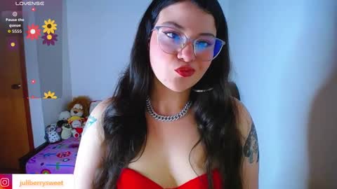 Juliana online show from 10, 10, 2025