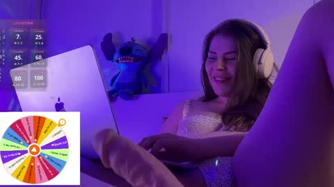 juli_m00n online show from 12, 5, 2026