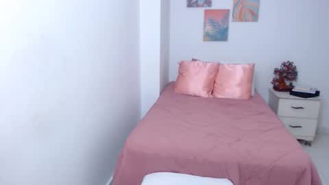 julia online show from 29, 10, 2025