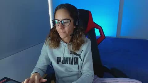 Julia Schedule 10 pm to 4  am GTM-5 online show from 5, 12, 2025