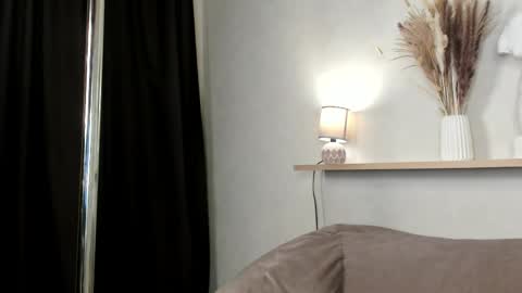 julia_suny online show from 29, 5, 2026