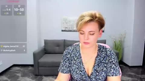 Julia online show from 9, 3, 2025