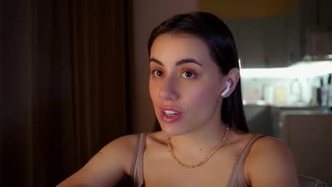 Molly online show from 5, 3, 2026